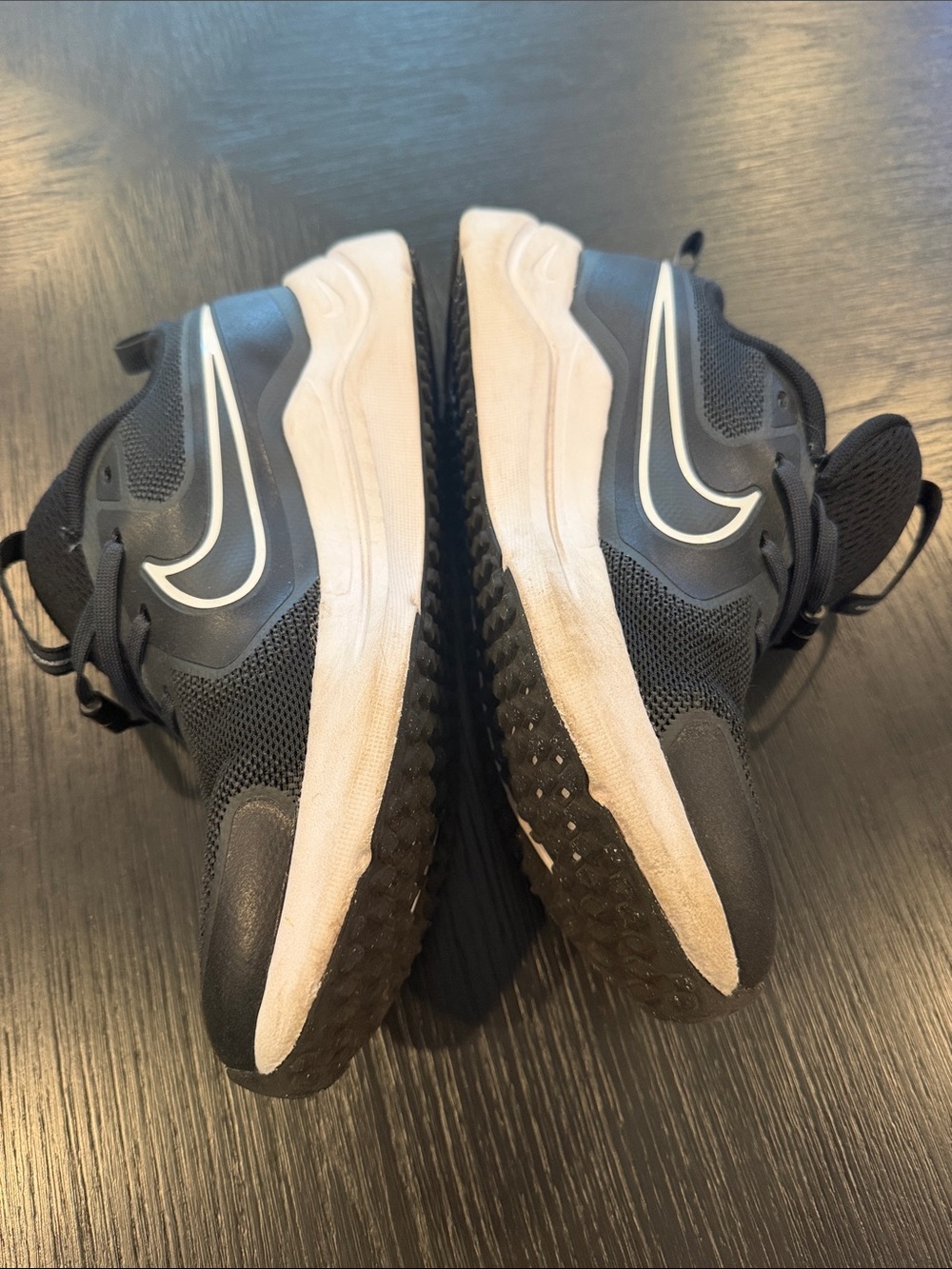 Nike Big Kid Cosmic Running Sneakers